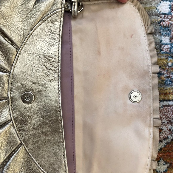 Coach clutch with handle strap - Picture 2 of 5